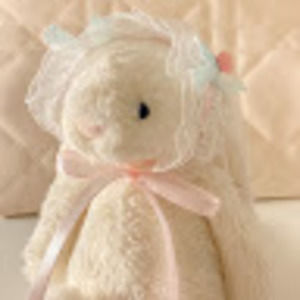 Meet your Posher, Zainab